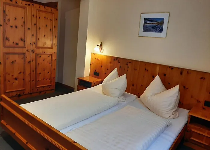 Гостевой дом Altstadthotel Garni Frankfurter Hof Эшвеге