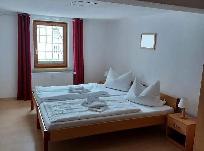 Altstadthotel Garni Frankfurter Hof Гостевой дом Эшвеге