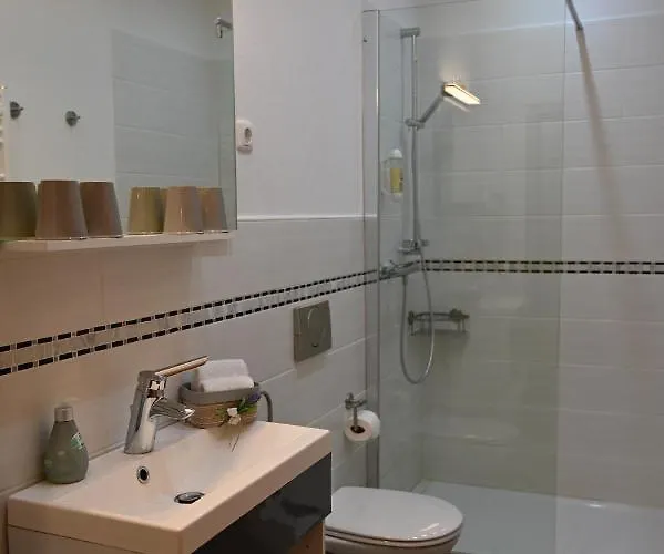 Гостевой дом Altstadthotel Garni Frankfurter Hof Эшвеге