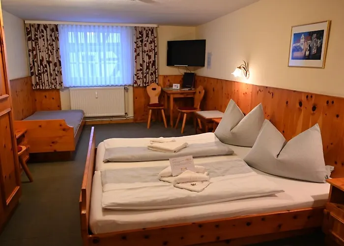 Altstadthotel Garni Frankfurter Hof 3*