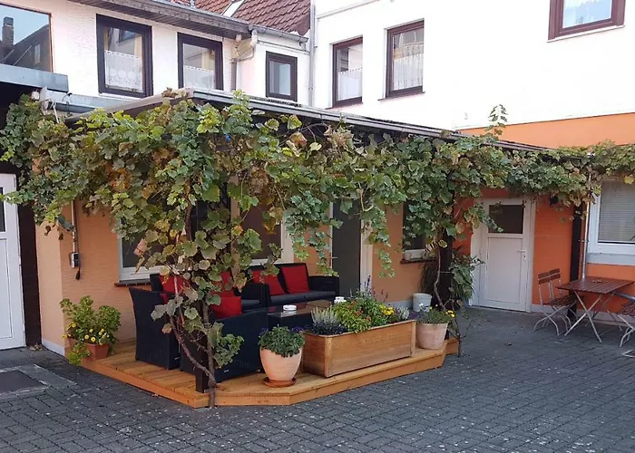 Гостевой дом Altstadthotel Garni Frankfurter Hof Эшвеге